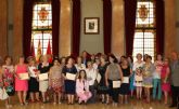 Cmara celebra los 50 años de las asociaciones de amas de casa en Murcia