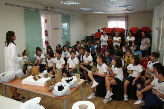 Los escolares toman conciencia de la importancia de la vegetación para evitar la desertificación - 3, Foto 3