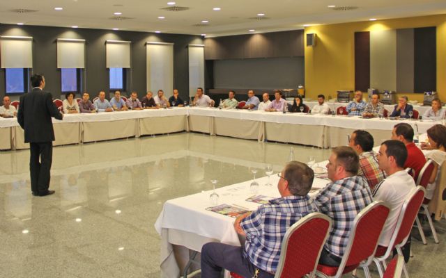 Se reúnen más de medio centenar de empresarios para la creación de un grupo empresarial en la Comarca del Guadalentín - 1, Foto 1