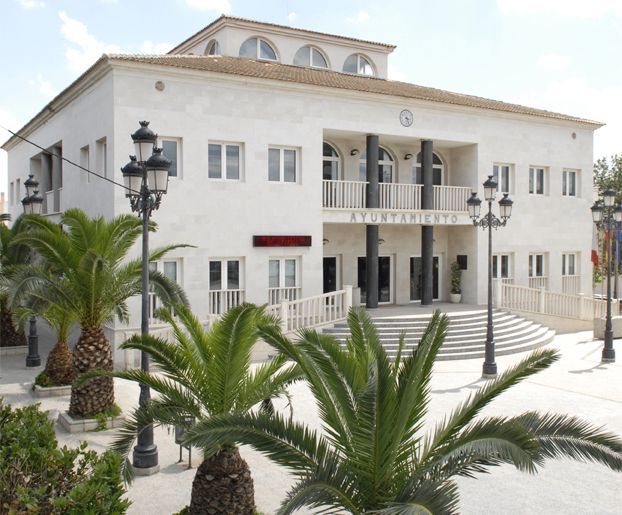 El pleno aprueba medidas para la prevención y el control del absentismo escolar - 1, Foto 1