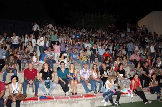 El grupo Auryn llena el auditorio municipal, Foto 2