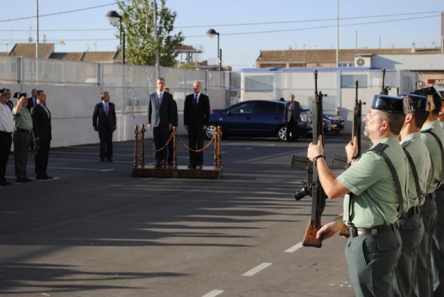 Valcárcel destaca el gran compromiso con la seguridad ciudadana que representa el puesto de la Guardia Civil en Las Torres de Cotillas - 1, Foto 1