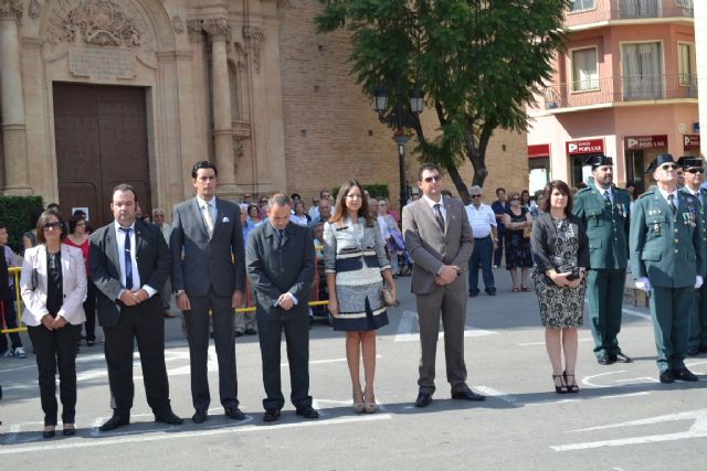 Guardan un minuto de silencio en el acto de homenaje a la bandera española - 2, Foto 2