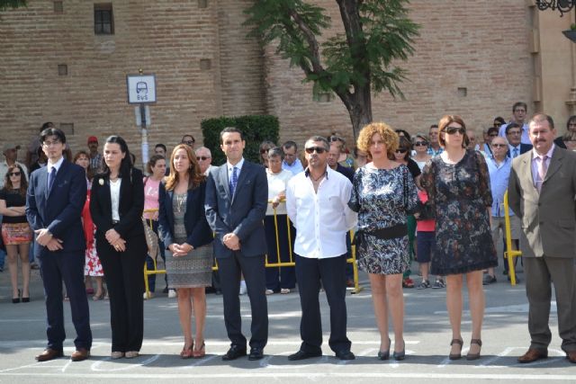Guardan un minuto de silencio en el acto de homenaje a la bandera española - 5, Foto 5