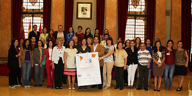 Palacios subraya el valor del registro regional para la investigación de las Enfermedades Raras, Foto 1