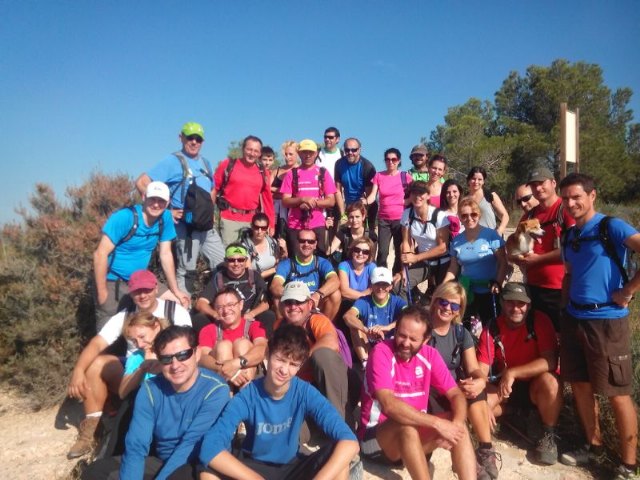El club senderista de Totana realizó una ruta senderista por la vecina localidad de Alhama de Murcia, Foto 1