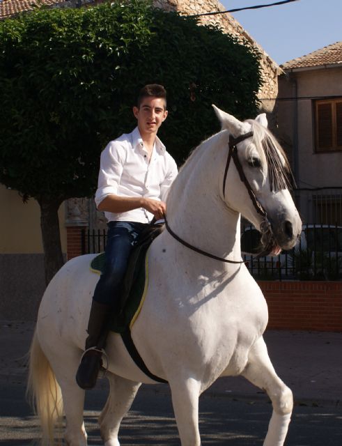 La Virgen del Pilar disfrutó un año más de sus Fiestas en el barrio torreño de La Florida - 3, Foto 3