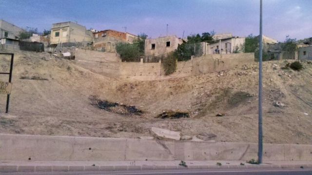 UPyD Cieza afirma que la desidia política del Gobierno municipal es la causa del deplorable estado de la entrada norte del municipio - 1, Foto 1