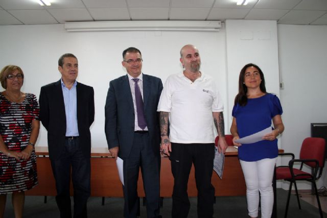 Entrega de diplomas del taller de reparación de calzado zapatero remendón - 2, Foto 2