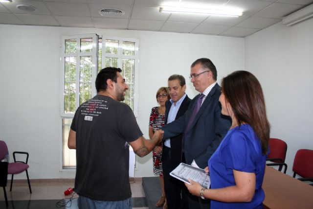 Entrega de diplomas del taller de reparación de calzado zapatero remendón - 3, Foto 3