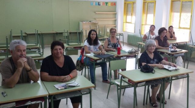 La Universidad Popular inicia el curso de celador sanitario - 1, Foto 1