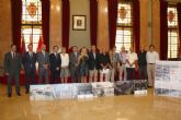 Imágenes de la Murcia antigua y moderna se suman al programa de embellecimiento de la ciudad promovido por el Ayuntamiento