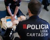 Curso de uso del desfibrilador semiautom�tico para polic�as y bomberos