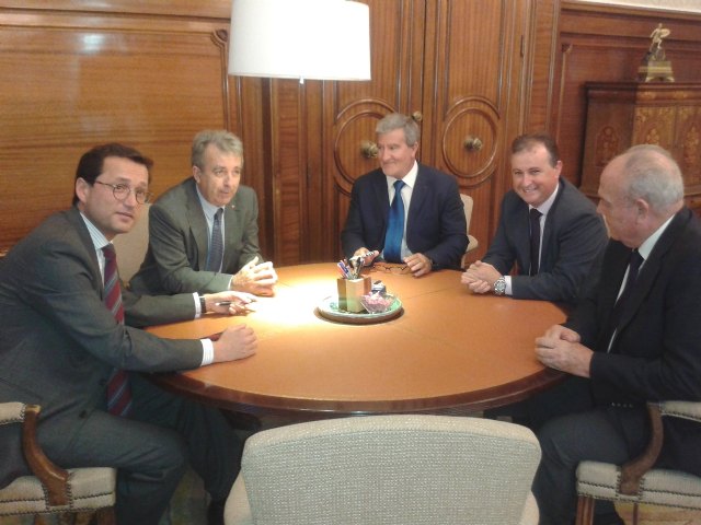 El Gobierno regional, el Ministerio y el sector continúan con las reuniones para buscar fórmulas de apoyo al seguro agrario - 1, Foto 1