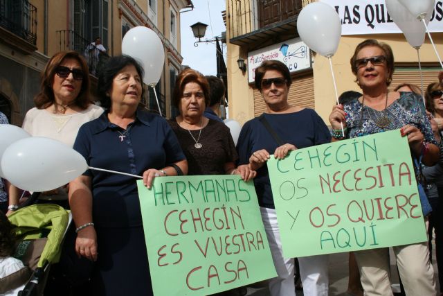 Cehegín sale a la calle para pedir la permanencia de las Hijas de la Caridad de San Vicente de Paúl - 4, Foto 4