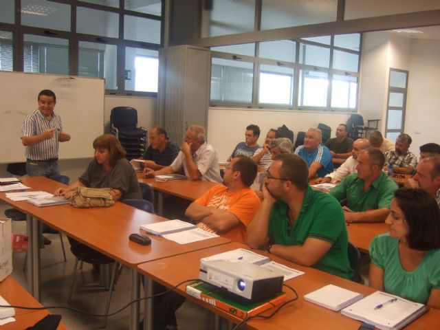 El ayuntamiento de Totana prosigue con la realización de cursos de formación específica dirigidos a agricultores, Foto 1