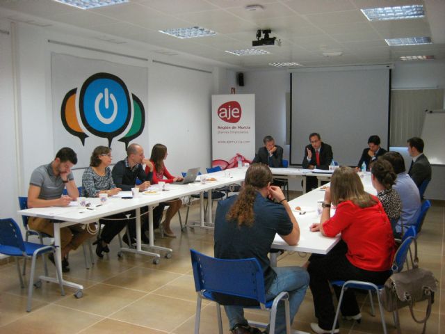 Garrigues y AJE analizan las novedades de la Ley de apoyo a los emprendedores - 2, Foto 2