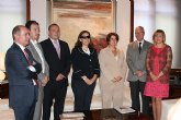 El presidente de la Comunidad recibe a la presidenta de CERMI Región de Murcia