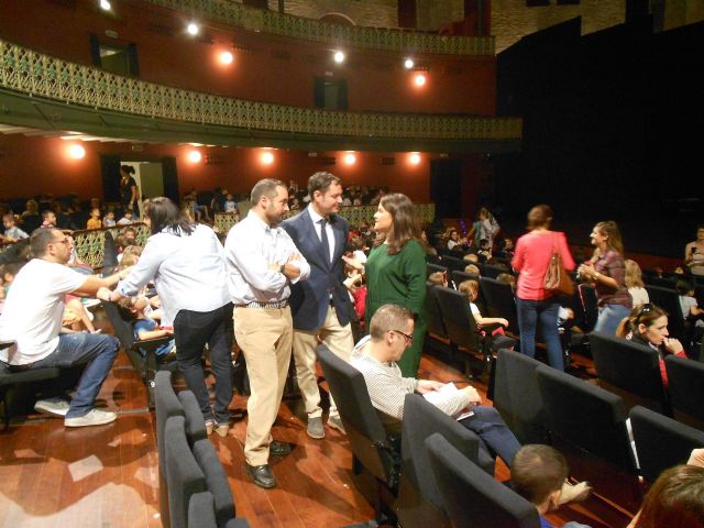 Más de 3.200 niños de cinco años asisten al concierto El metal y sus colores - 1, Foto 1