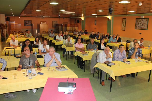 El concejal de Agricultura inaugura el XV Curso de Formación Ganadera celebrado en Jumilla - 1, Foto 1