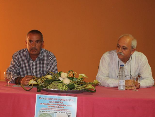 El concejal de Agricultura inaugura el XV Curso de Formación Ganadera celebrado en Jumilla - 3, Foto 3