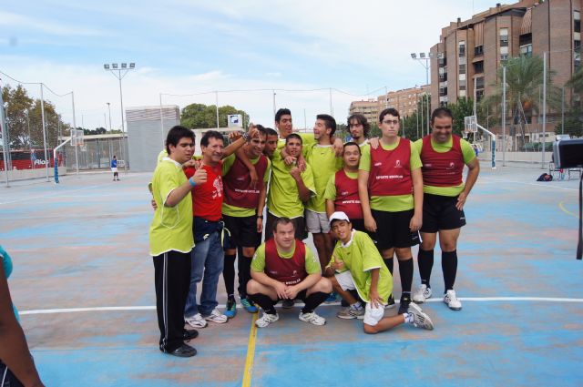 El Centro de Día José Moya Trilla participa en los juegos escolares regionales adaptados, en la modalidad de baloncesto, Foto 2