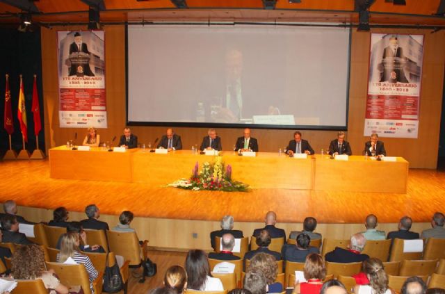 El Ayuntamiento distingue al Colegio de Abogados con la Medalla de Oro de la Ciudad - 2, Foto 2