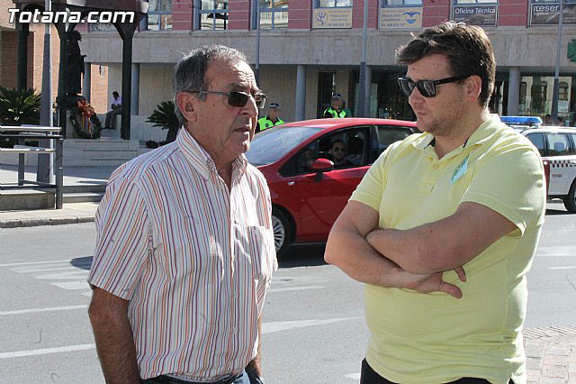 Concentracin de la comunidad escolar de Totana con motivo de la huelga general en educacin - 9