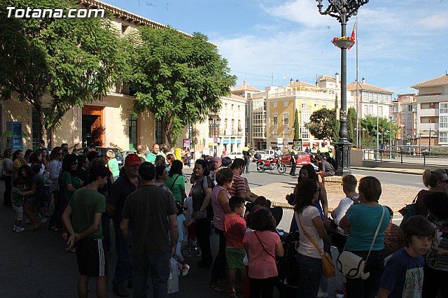 Concentracin de la comunidad escolar de Totana con motivo de la huelga general en educacin - 12