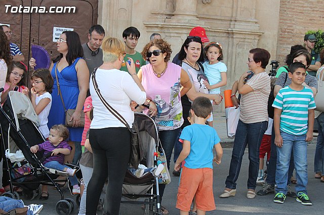 Concentracin de la comunidad escolar de Totana con motivo de la huelga general en educacin - 16