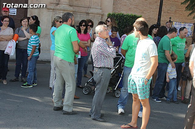 Concentracin de la comunidad escolar de Totana con motivo de la huelga general en educacin - 20