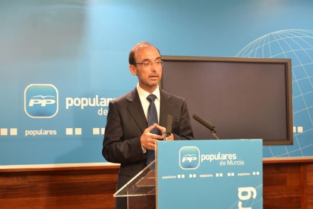 El PP defiende la confianza que hoy generan España y la Región frente a una política económica socialista que generaba déficit y desempleo - 1, Foto 1