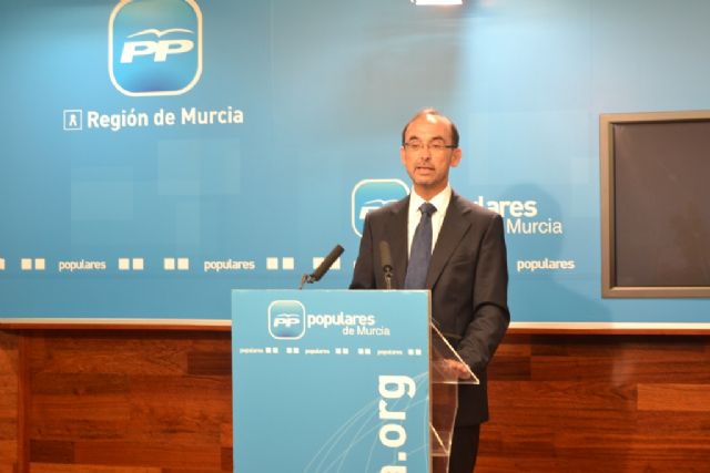 El PP defiende la confianza que hoy generan España y la Región frente a una política económica socialista que generaba déficit y desempleo - 2, Foto 2