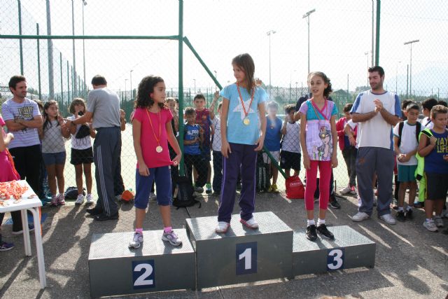 Más de 350 niños participan en el primer día de las Jornadas de Atletismo de Deporte Escolar - 1, Foto 1