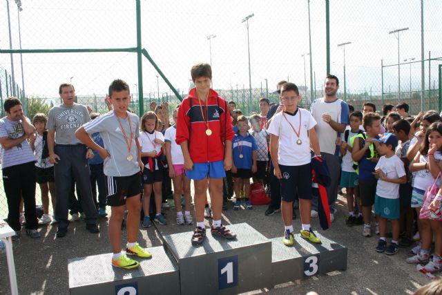 Más de 350 niños participan en el primer día de las Jornadas de Atletismo de Deporte Escolar - 3, Foto 3