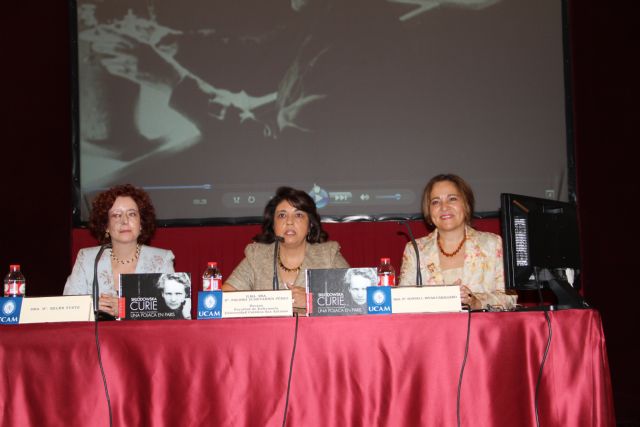 La UCAM dedica una ponencia a la doble Premio Nobel Marie Curie - 1, Foto 1