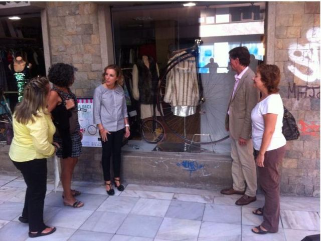71 establecimientos del Área Comercial Murcia Centro participan en el concurso de escaparates de la Semana de la Movilidad - 1, Foto 1