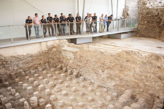 Agentes de la Policía Local aprenden los recorridos turísticos de Cartagena - 2, Foto 2