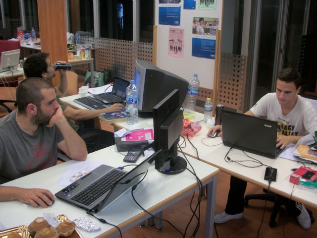 Tres estudiantes llevan a la UPCT al 4° puesto en la maratón nacional de IEEEXtreme Programing 2013 - 1, Foto 1