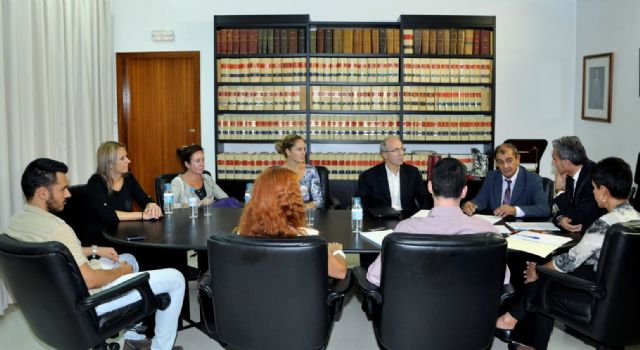 Ucomur y el Ayuntamiento de Beniel impulsarán la creación de empleo en el municipio - 2, Foto 2