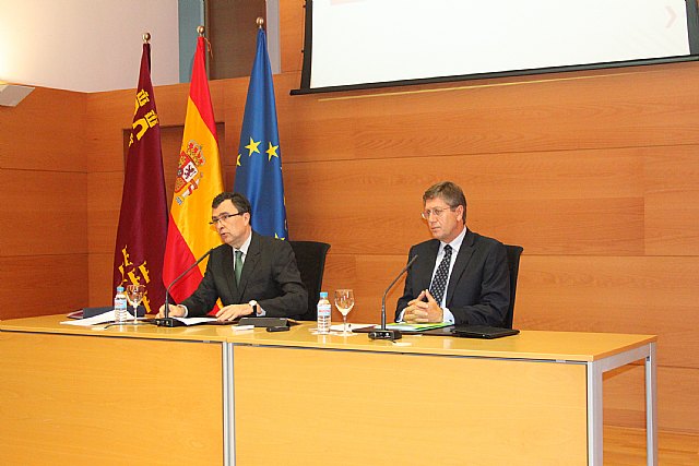 Los Presupuestos de la Comunidad para 2014 garantizan los servicios públicos esenciales y fomentan el impulso económico - 1, Foto 1