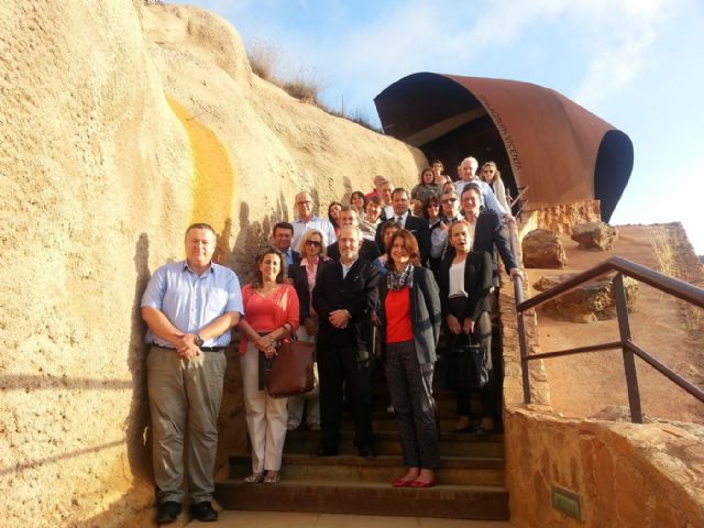 Quince embajadores europeos visitan el parque minero de La Unión - 1, Foto 1