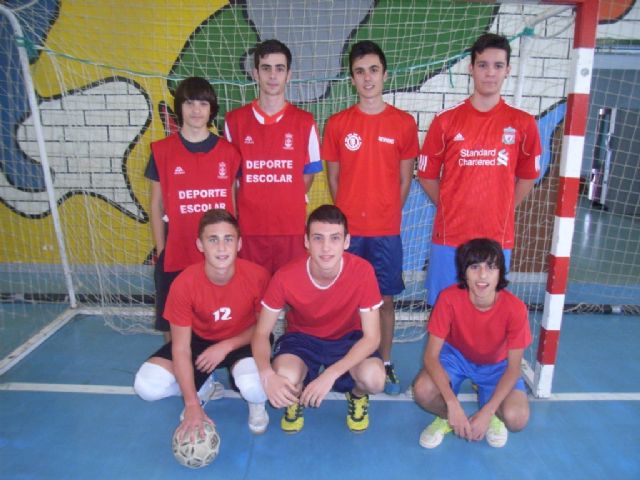La concejalía de Deportes organizó jornadas de fútbol sala y baloncesto, correspondiente a la fase local del programa de Deporte Escolar, Foto 6