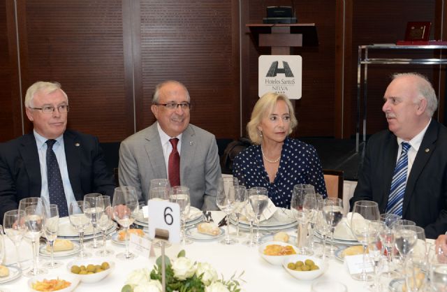 La Universidad de Murcia participa en el homenaje al profesor Guzmán Ortuño - 1, Foto 1