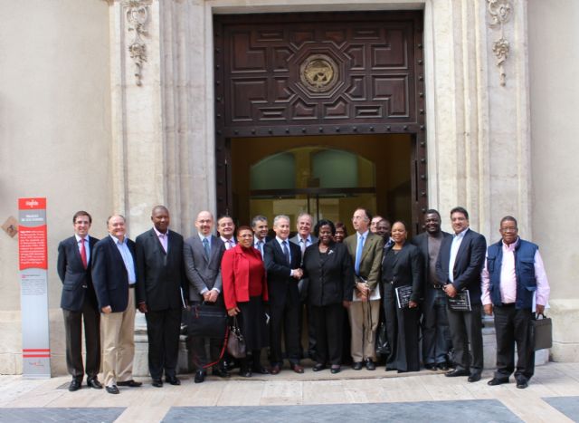 Una delegación del Gobierno de Sudáfrica visita el trasvase Tajo-Segura como modelo de eficiencia y competitividad en el uso del agua - 1, Foto 1