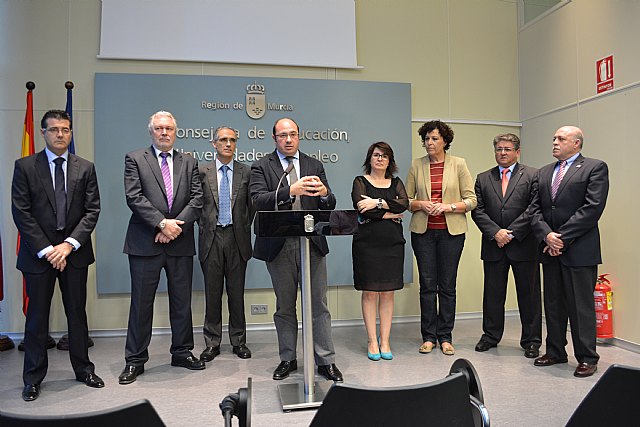 Comunidad y ayuntamientos de Cehegín, Los Alcázares, Mula, Puerto Lumbreras, Totana y Torre Pacheco ponen cerco a la economía irregular - 1, Foto 1