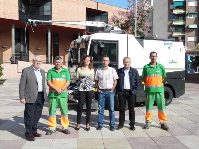 La empresa de servicios SERCOMOSA adquiere una nueva barredora para reforzar la limpieza viaria en Molina de Segura - 1, Foto 1