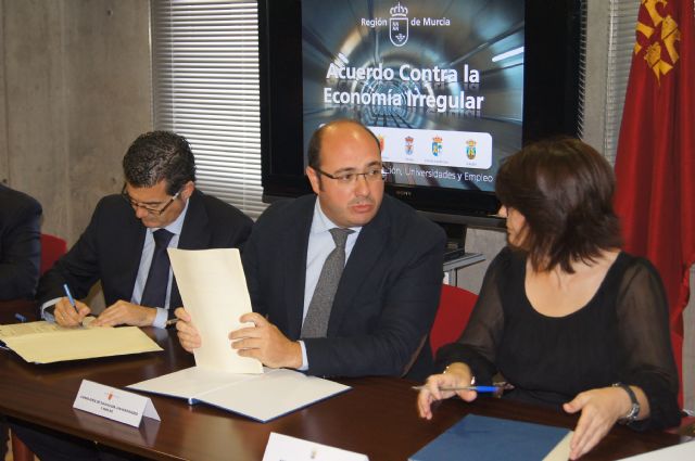 La CARM y los ayuntamientos de Cehegín, Los Alcázares, Mula, Puerto Lumbreras, Totana y Torre Pacheco ponen cerco a la economía irregular - 4, Foto 4