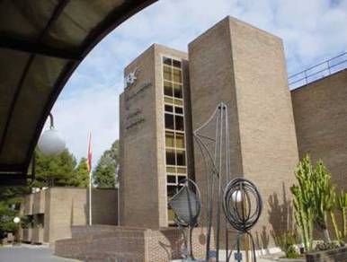 La alcaldesa y el consejero de Educación visitan el Centro de Referencia Nacional de FP en Cartagena - 1, Foto 1