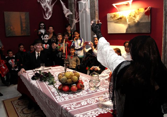 Puerto Lumbreras vivió una noche de leyenda en la noche de las ánimas en la Casa de los Duendes - 1, Foto 1